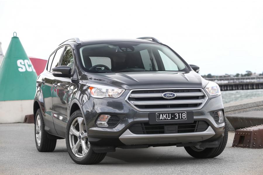  Ford Escape Trend 2016 года  (AU) (фото 9 из 44)